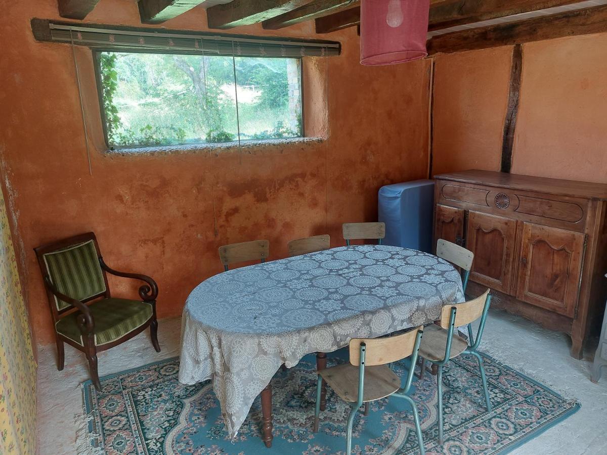Les Anniquins Villa Ivoy-le-Pre ภายนอก รูปภาพ